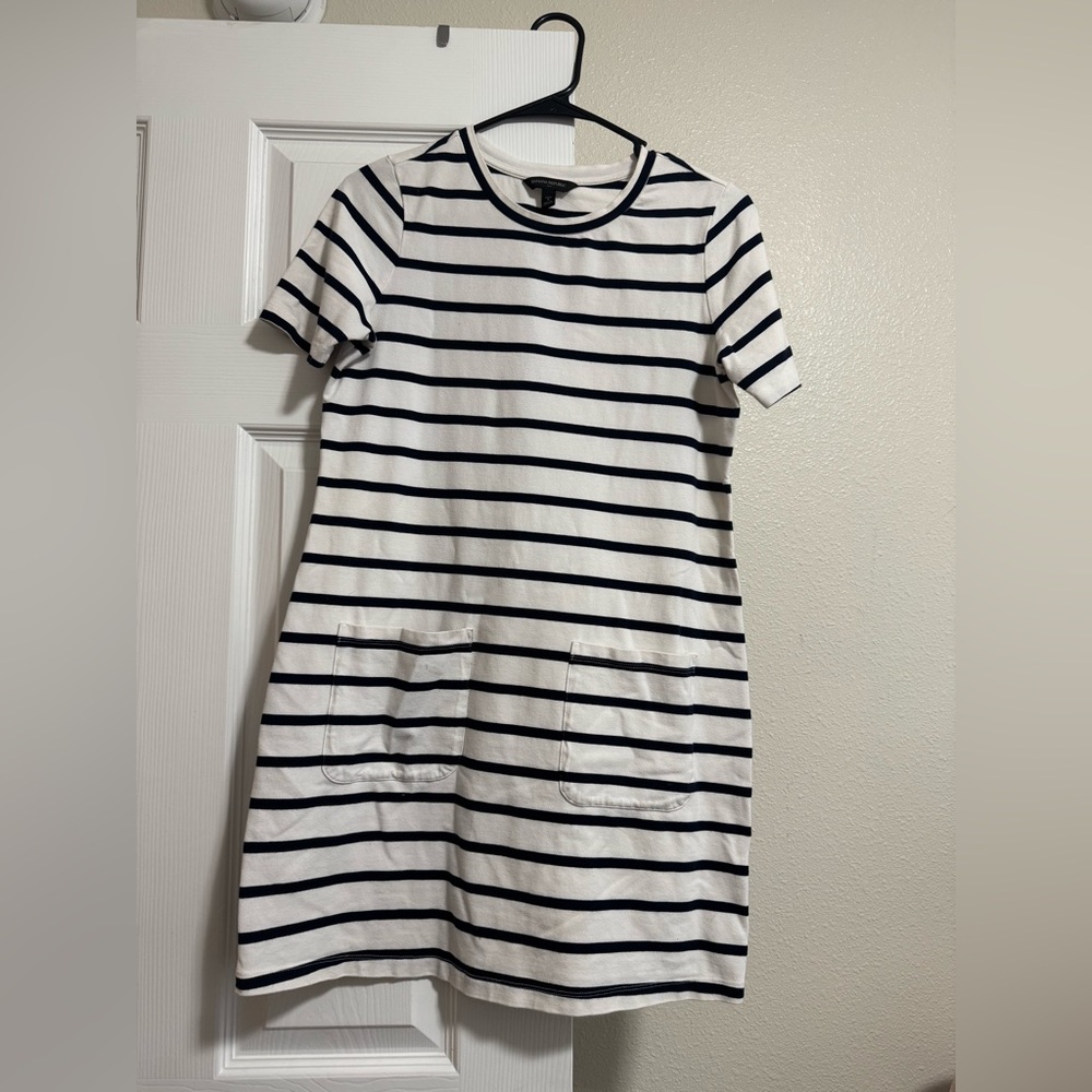 Banana Republic Black and White Sheath Mini Dress